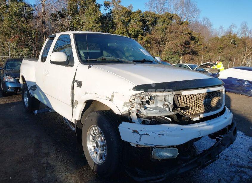 2003 Ford F-150 LARIAT/XL/XLT (VIN 2FTRX08W63CA22223) main photo