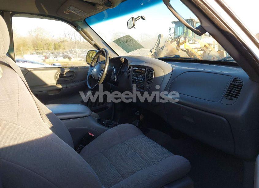 Photo 5 of 2003 Ford F-150 LARIAT/XL/XLT (VIN 2FTRX08W63CA22223)