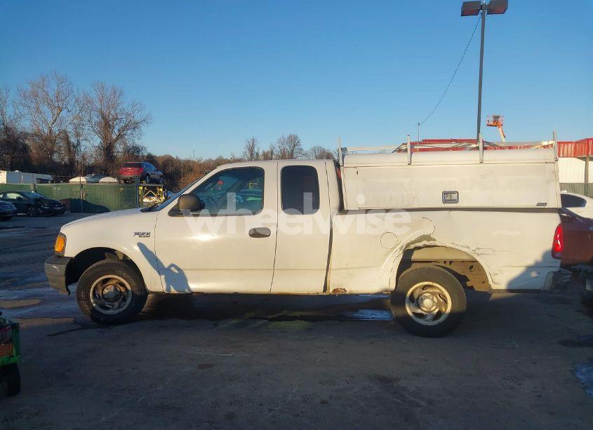 Photo 14 of 2004 Ford F-150 HERITAGE XL/XLT (VIN 2FTRX17204CA84111)