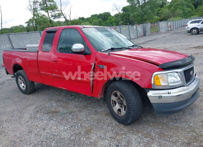 2002 Ford F-150 XL/XLT (VIN 2FTRX17222CA63516) main photo
