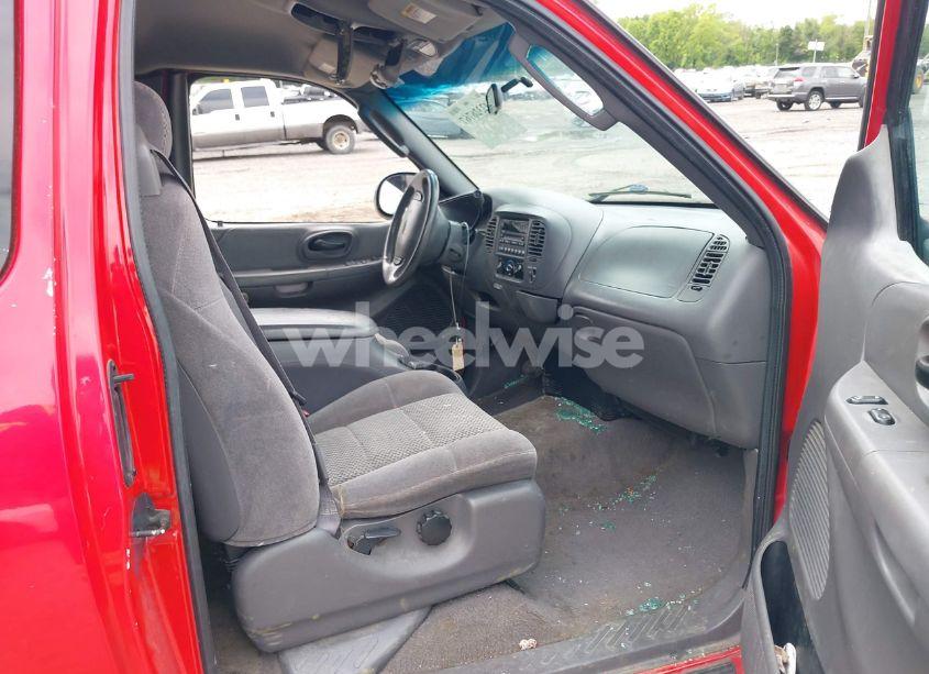 Photo 5 of 2002 Ford F-150 XL/XLT (VIN 2FTRX17222CA63516)