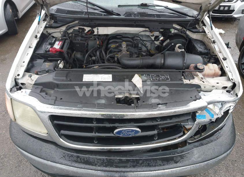 Photo 10 of 2004 Ford F-150 HERITAGE XL/XLT (VIN 2FTRX17224CA98804)