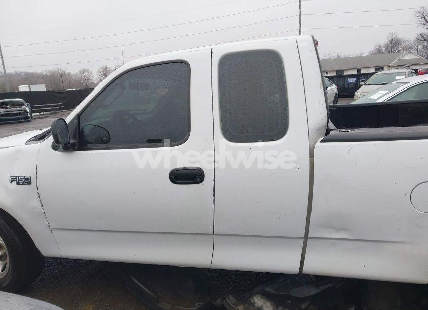 Photo 14 of 2004 Ford F-150 HERITAGE XL/XLT (VIN 2FTRX17224CA98804)