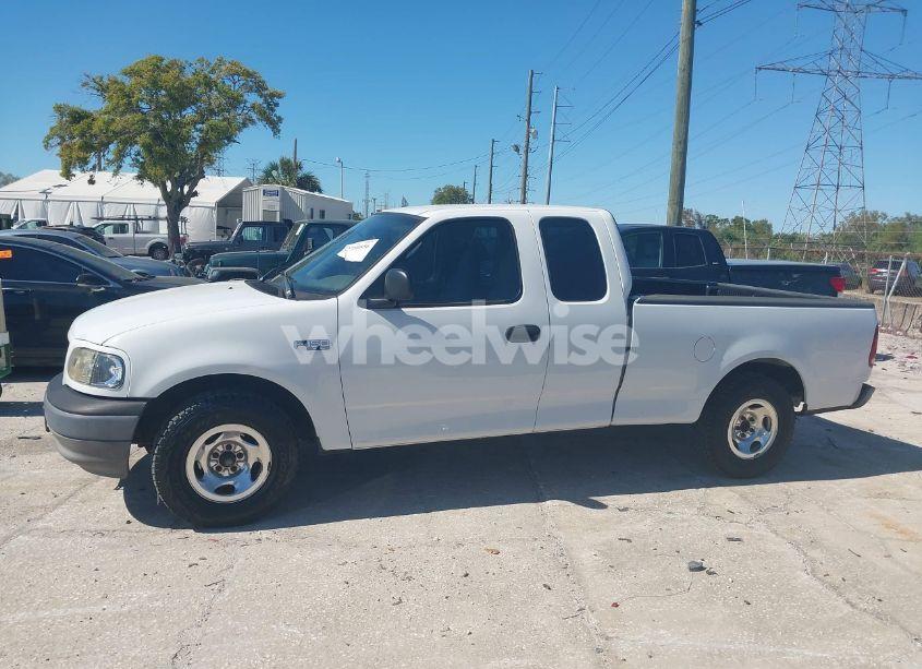 Photo 14 of 2004 Ford F-150 HERITAGE XL/XLT (VIN 2FTRX17234CA02808)