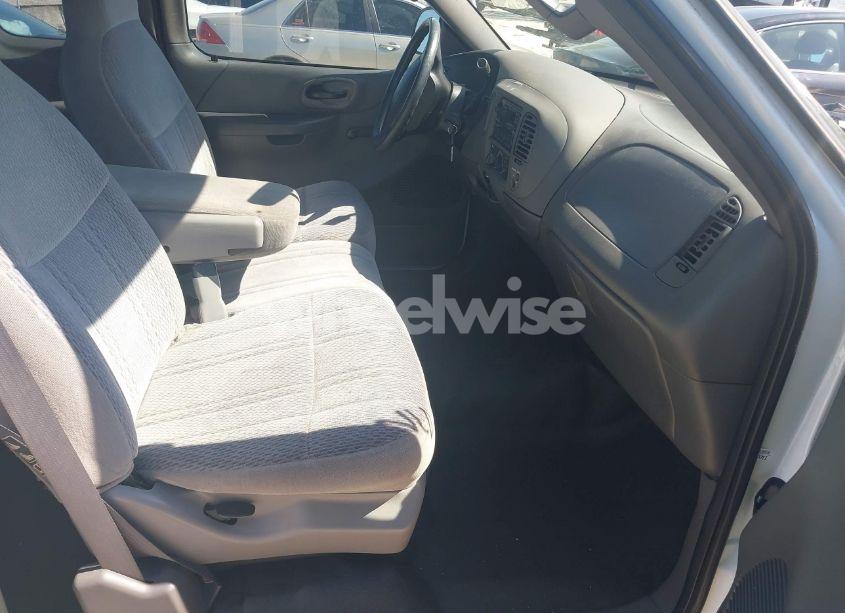 Photo 5 of 2004 Ford F-150 HERITAGE XL/XLT (VIN 2FTRX17234CA02808)