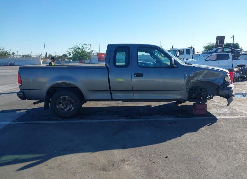 Photo 13 of 2004 Ford F-150 HERITAGE XL/XLT (VIN 2FTRX17254CA37141)