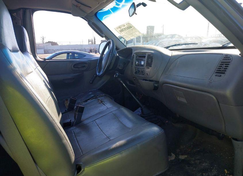 Photo 5 of 2004 Ford F-150 HERITAGE XL/XLT (VIN 2FTRX17254CA37141)