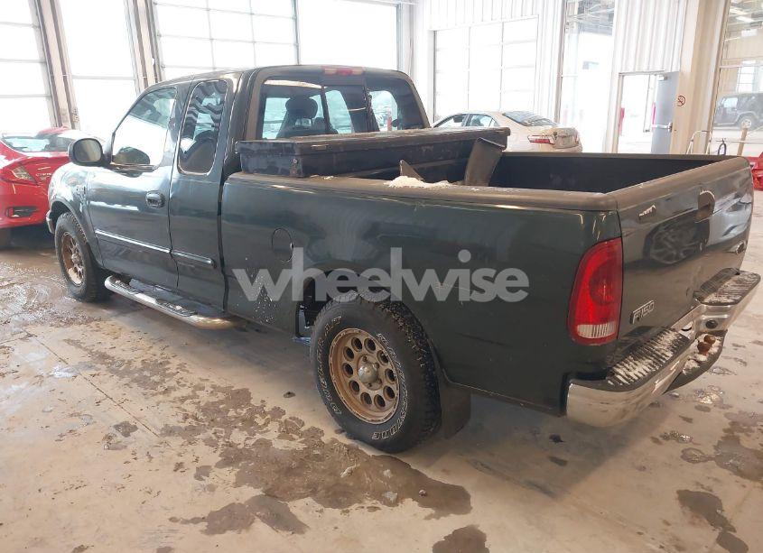 Photo 3 of 2003 Ford F-150 XL/XLT (VIN 2FTRX17273CA22817)