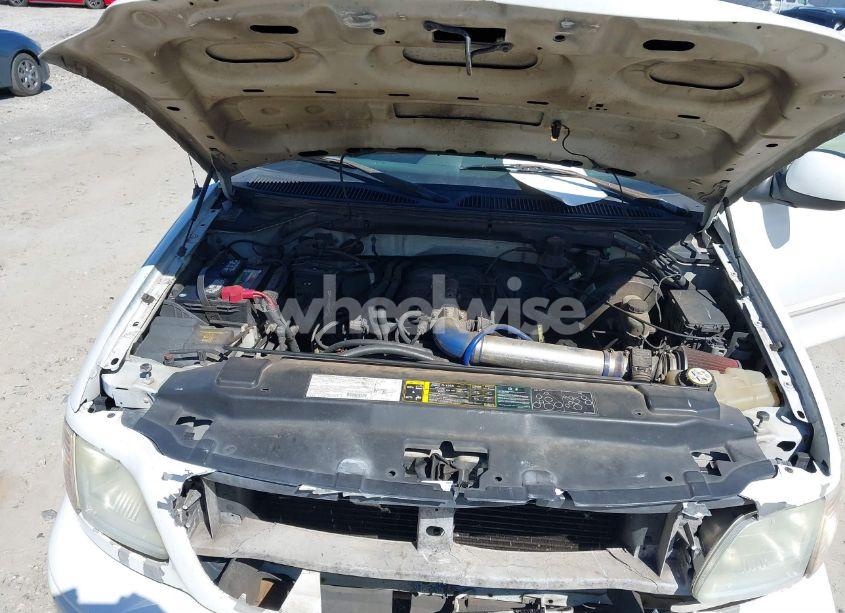 Photo 10 of 2003 Ford F-150 XL/XLT (VIN 2FTRX17273CA82712)