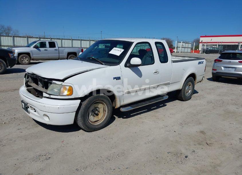 Photo 2 of 2003 Ford F-150 XL/XLT (VIN 2FTRX17273CA82712)