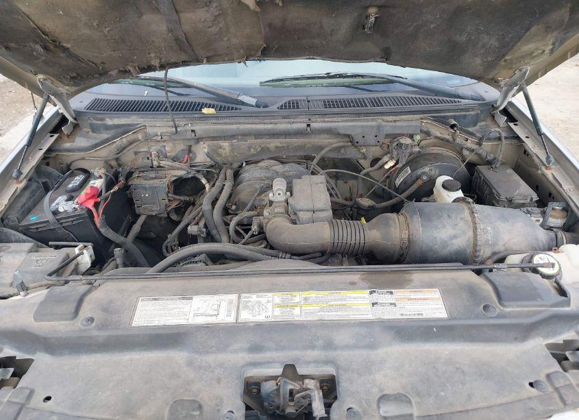 Photo 10 of 2003 Ford F-150 XL/XLT (VIN 2FTRX17283CA11258)