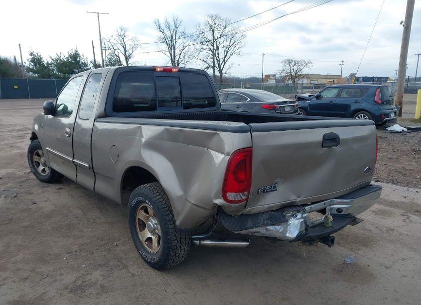 Photo 3 of 2003 Ford F-150 XL/XLT (VIN 2FTRX17283CA11258)