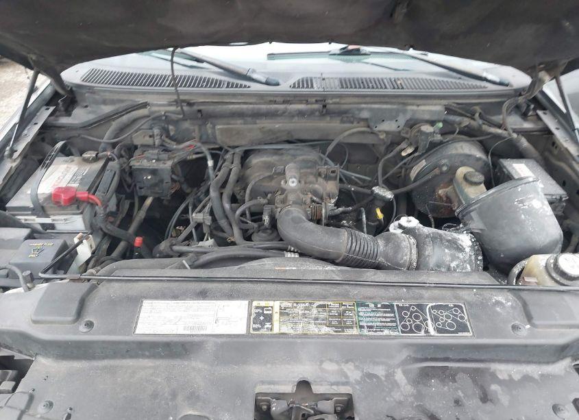 Photo 10 of 2003 Ford F-150 XL/XLT (VIN 2FTRX172X3CA12377)