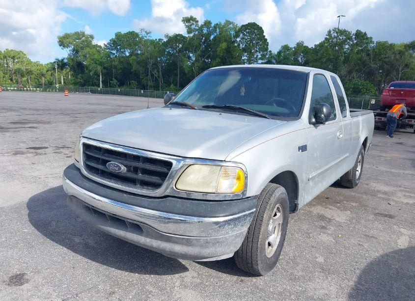 Photo 2 of 2003 Ford F-150 XL/XLT/XLT HERITAGE (VIN 2FTRX172X3CA61126)