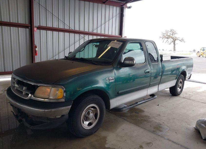 Photo 2 of 1999 Ford F-150 LARIAT/WORK SERIES/XL/XLT (VIN 2FTRX17L6XCB10725)