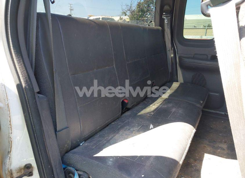 Photo 8 of 2004 Ford F-150 HERITAGE XL/XLT (VIN 2FTRX17W24CA28139)