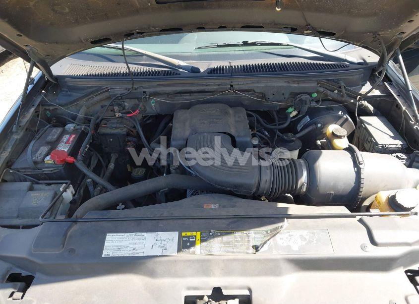 Photo 10 of 2004 Ford F-150 HERITAGE XL/XLT (VIN 2FTRX17W44CA41071)