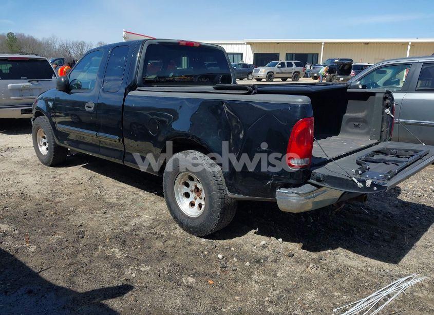 Photo 3 of 2004 Ford F-150 HERITAGE XL/XLT (VIN 2FTRX17W44CA41071)