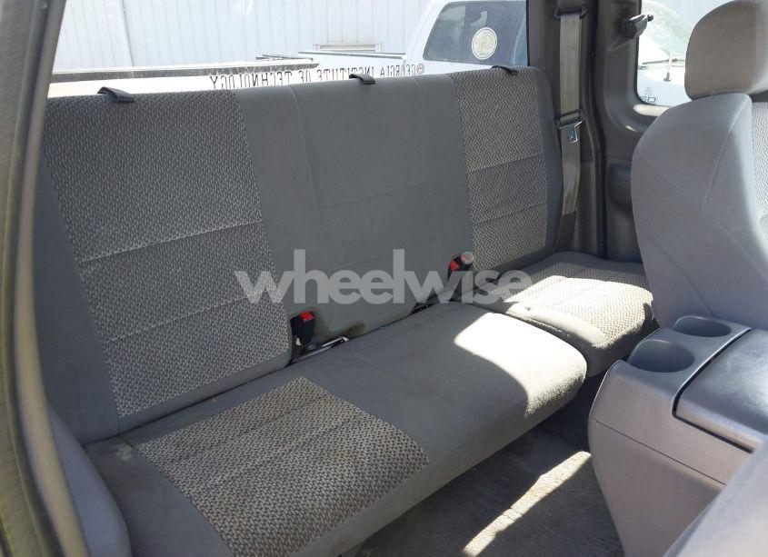 Photo 8 of 2004 Ford F-150 HERITAGE XL/XLT (VIN 2FTRX17W44CA41071)