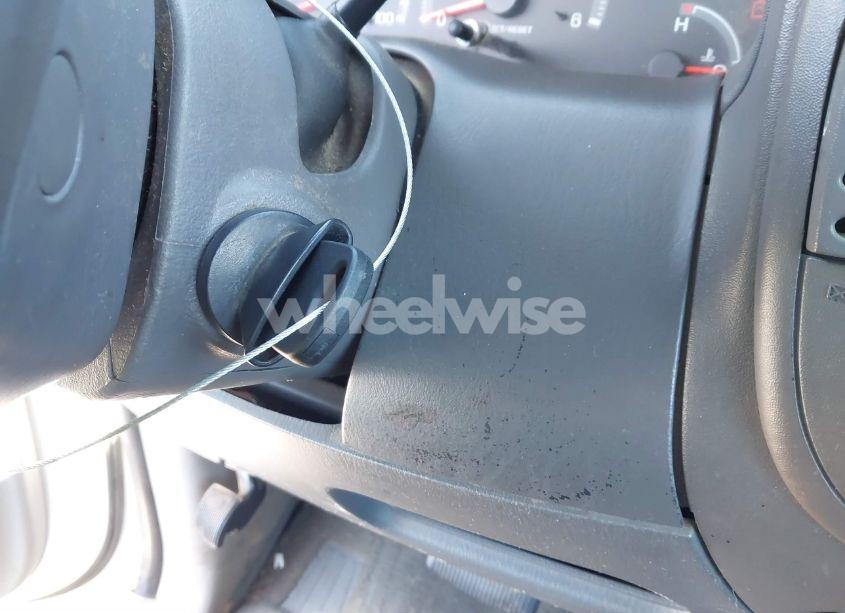 Photo 11 of 2004 Ford F-150 HERITAGE XL/XLT (VIN 2FTRX17W44CA46433)