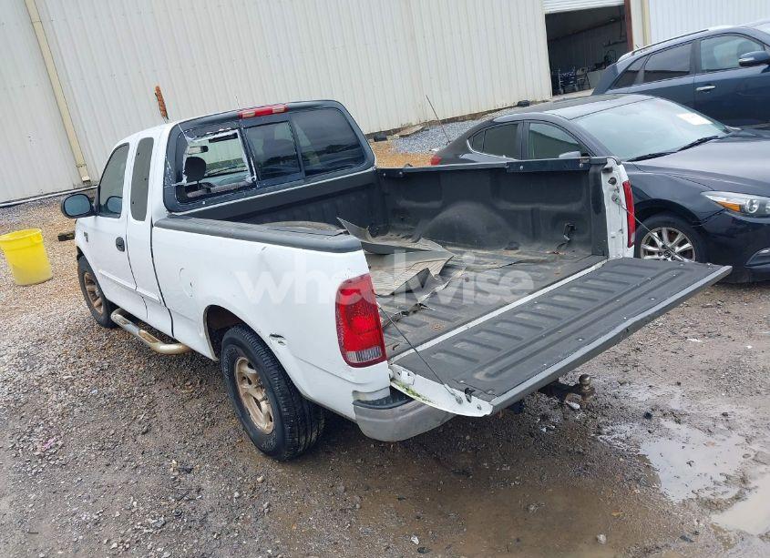 Photo 3 of 2004 Ford F-150 HERITAGE XL/XLT (VIN 2FTRX17W44CA46433)