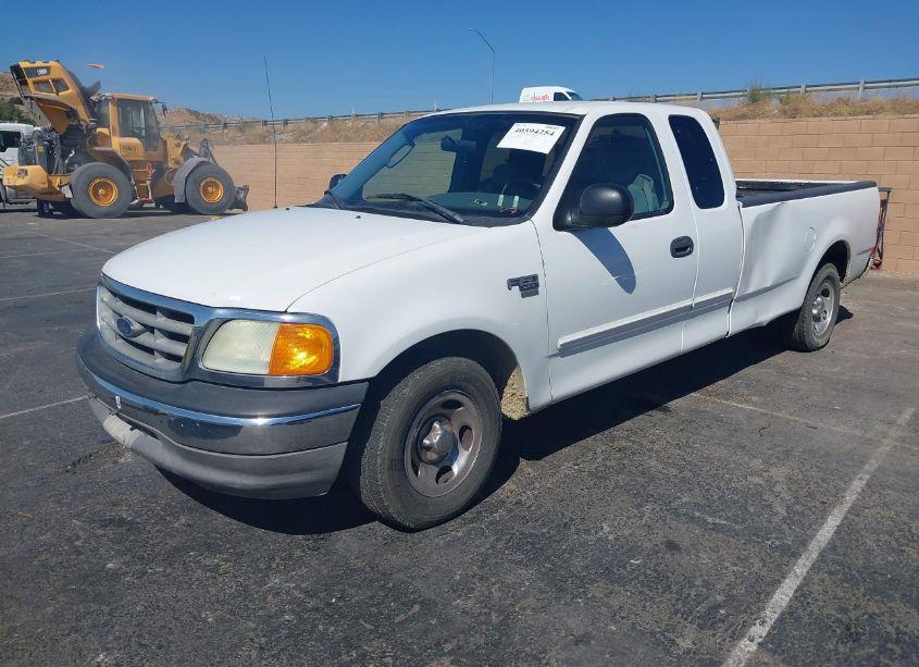 Photo 2 of 2004 Ford F-150 HERITAGE XL/XLT (VIN 2FTRX17W44CA63460)