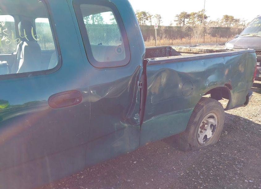 Photo 6 of 2004 Ford F-150 HERITAGE XL/XLT (VIN 2FTRX17W54CA55996)