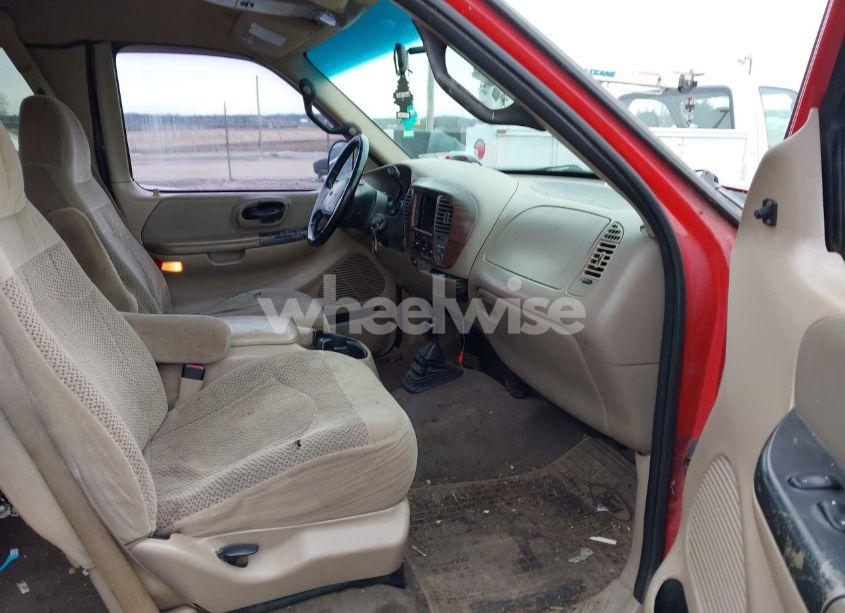 Photo 5 of 2000 Ford F-150 LARIAT/WORK SERIES/XL/XLT (VIN 2FTRX18L0YCA16906)