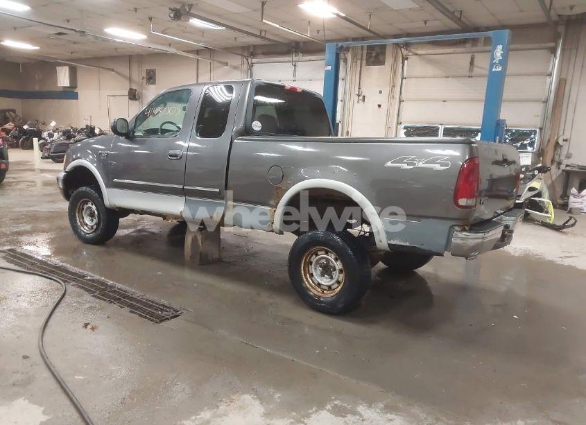 Photo 3 of 2003 Ford F-150 LARIAT/XL/XLT (VIN 2FTRX18L13CA81630)