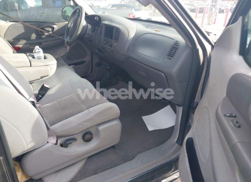 Photo 5 of 2003 Ford F-150 LARIAT/XL/XLT (VIN 2FTRX18L23CA14695)