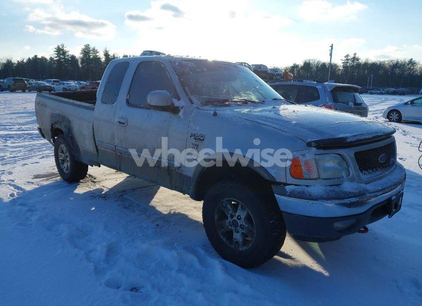 2002 Ford F-150 LARIAT/XL/XLT (VIN 2FTRX18L42CA41816) main photo
