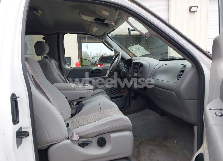 Photo 5 of 2003 Ford F-150 LARIAT/XL/XLT (VIN 2FTRX18L43CA34236)