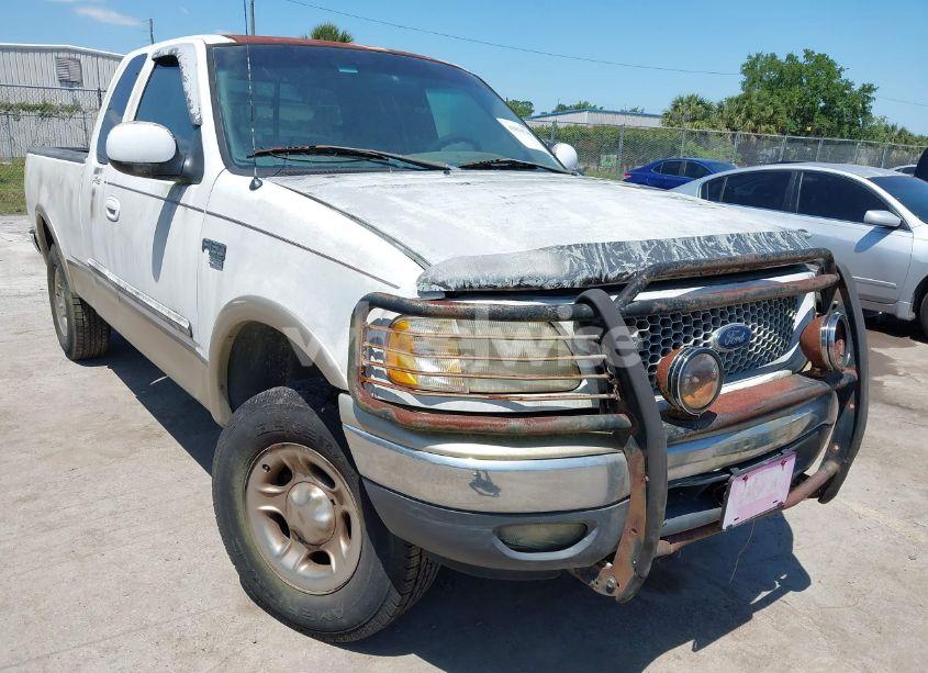 1999 Ford F-150 LARIAT/XL/XLT (VIN 2FTRX18L8XCB22793) main photo