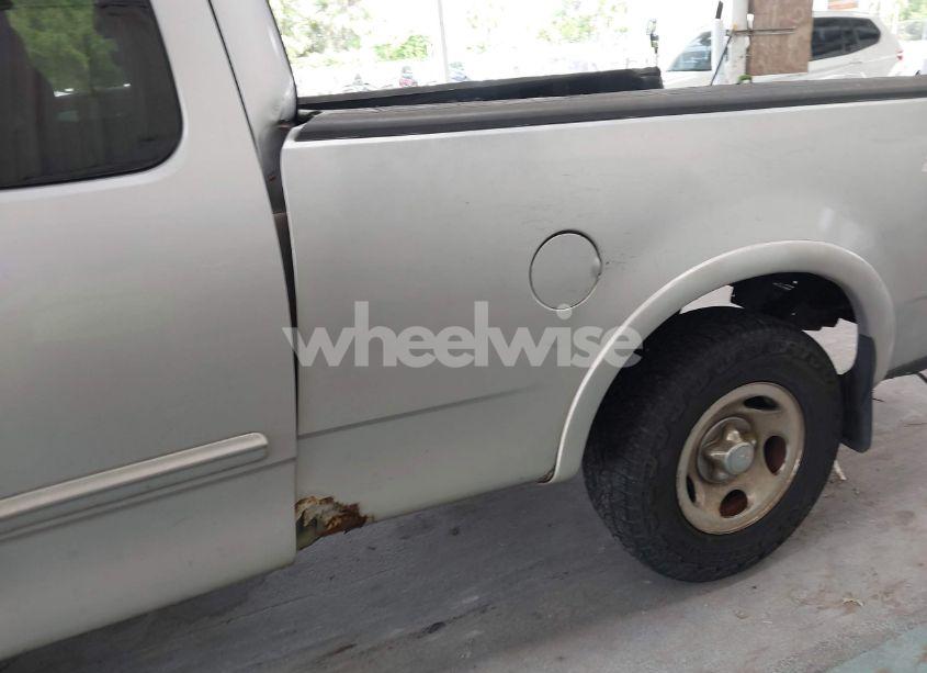 Photo 6 of 2003 Ford F-150 LARIAT/XL/XLT (VIN 2FTRX18W03CA23003)