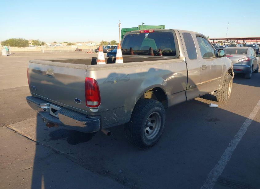 Photo 4 of 2004 Ford F-150 HERITAGE XL/XLT (VIN 2FTRX18W04CA49019)