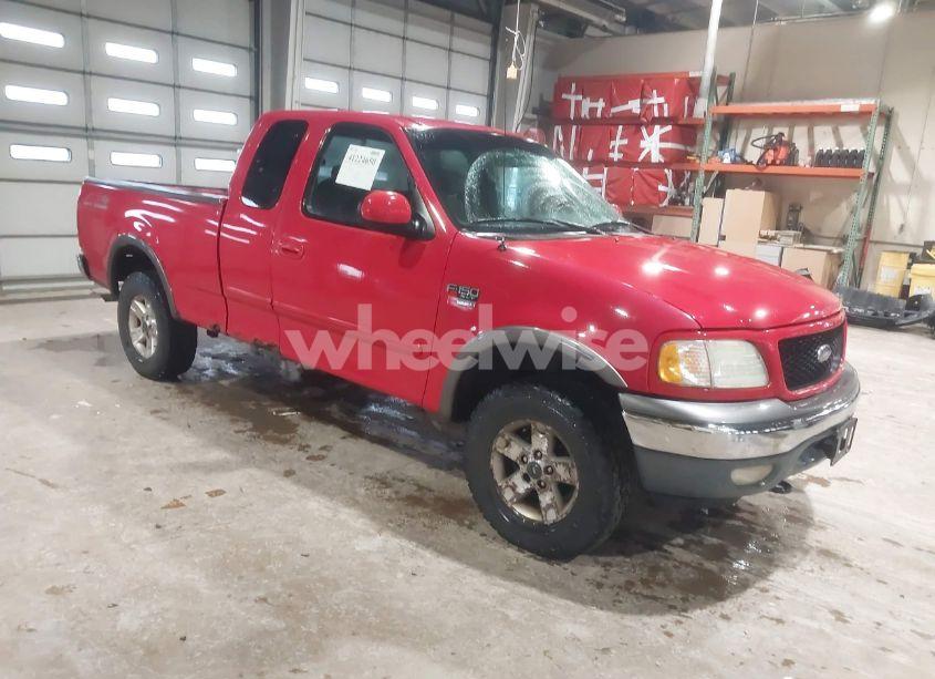 2002 Ford F-150 LARIAT/XL/XLT (VIN 2FTRX18W12CA37877) main photo