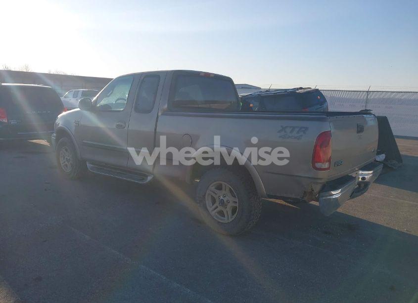 Photo 3 of 2001 Ford F-150 LARIAT/XL/XLT (VIN 2FTRX18W31CA83001)