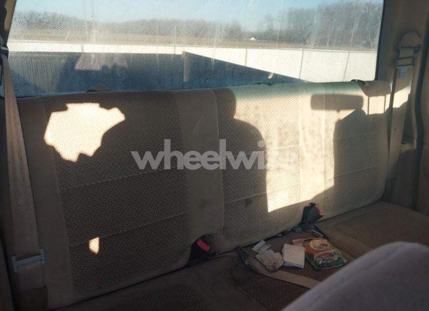 Photo 8 of 2001 Ford F-150 LARIAT/XL/XLT (VIN 2FTRX18W31CA83001)