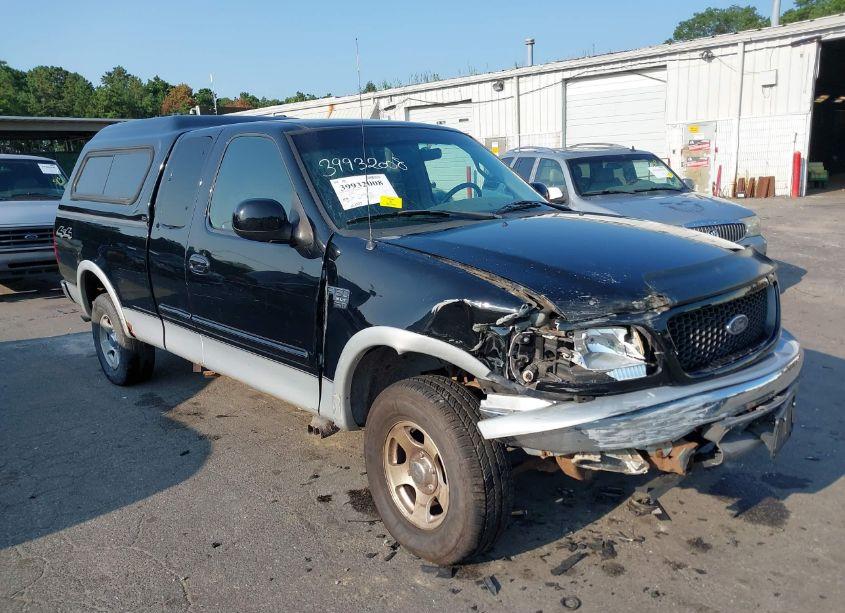 2002 Ford F-150 LARIAT/XL/XLT (VIN 2FTRX18W42CA03058) main photo