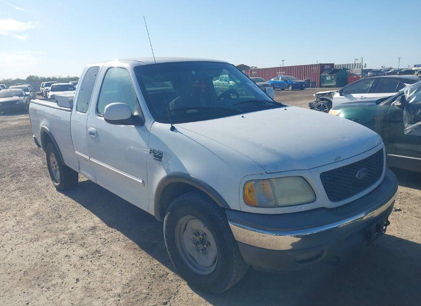 2003 Ford F-150 LARIAT/XL/XLT (VIN 2FTRX18W43CA94401) main photo