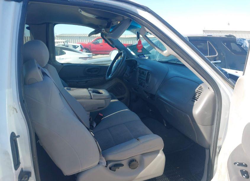 Photo 5 of 2003 Ford F-150 LARIAT/XL/XLT (VIN 2FTRX18W43CA94401)