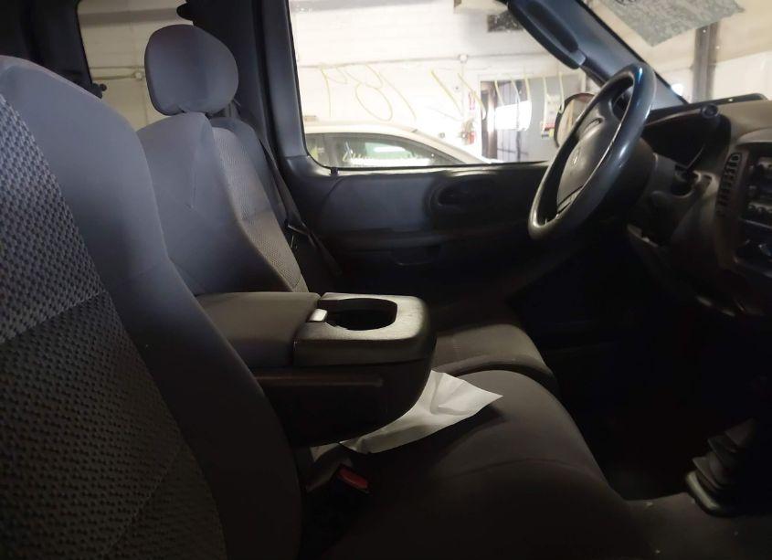 Photo 5 of 2004 Ford F-150 HERITAGE XL/XLT (VIN 2FTRX18W44CA03256)