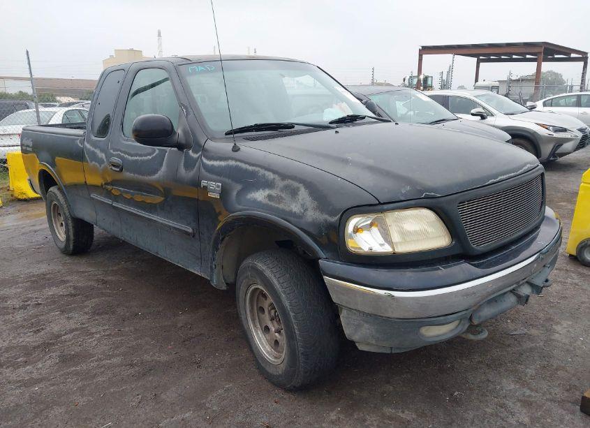 1999 Ford F-150 LARIAT/WORK SERIES/XL/XLT (VIN 2FTRX18W4XCA60884) main photo