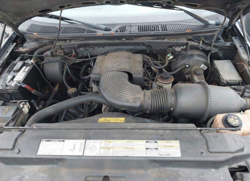 Photo 10 of 1999 Ford F-150 LARIAT/WORK SERIES/XL/XLT (VIN 2FTRX18W4XCA60884)