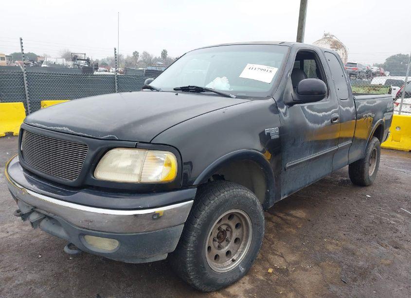 Photo 2 of 1999 Ford F-150 LARIAT/WORK SERIES/XL/XLT (VIN 2FTRX18W4XCA60884)
