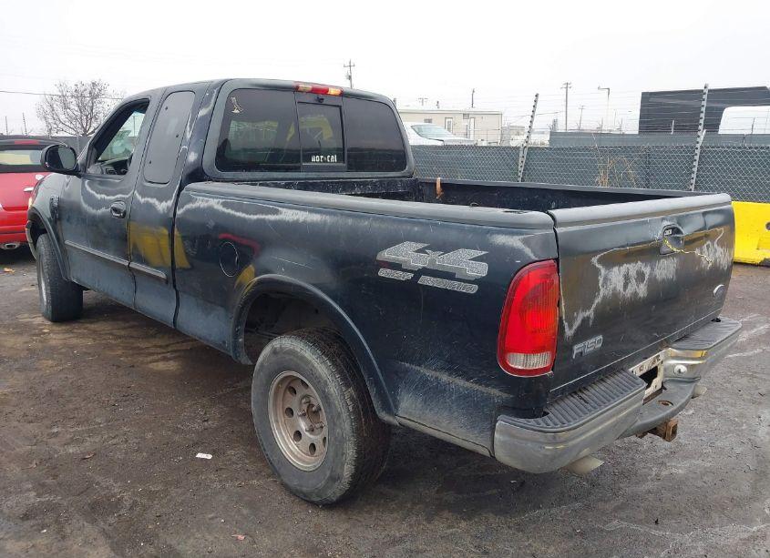 Photo 3 of 1999 Ford F-150 LARIAT/WORK SERIES/XL/XLT (VIN 2FTRX18W4XCA60884)