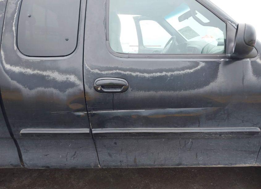 Photo 6 of 1999 Ford F-150 LARIAT/WORK SERIES/XL/XLT (VIN 2FTRX18W4XCA60884)