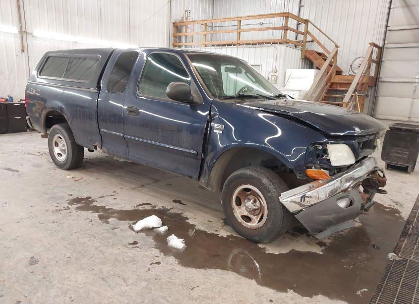 2004 Ford F-150 HERITAGE XL/XLT (VIN 2FTRX18W74CA31407) main photo