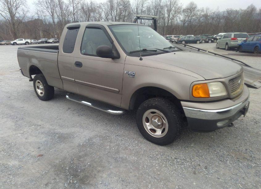 2004 Ford F-150 HERITAGE XL/XLT (VIN 2FTRX18W94CA22398) main photo