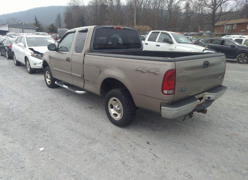 Photo 3 of 2004 Ford F-150 HERITAGE XL/XLT (VIN 2FTRX18W94CA22398)